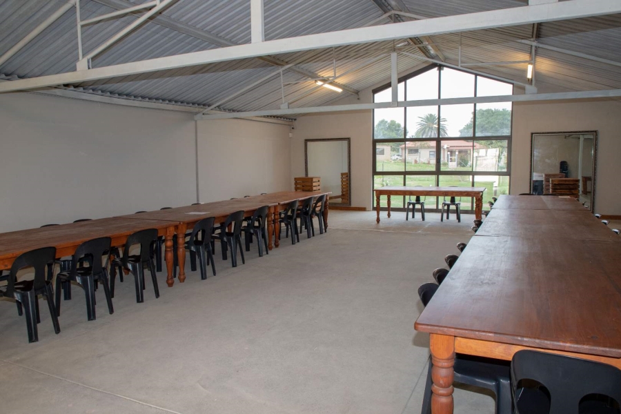 18 Bedroom Property for Sale in Heilbron Free State